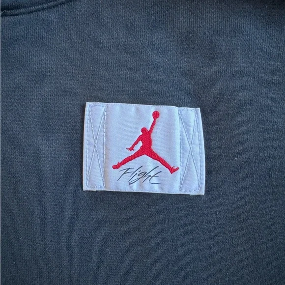 Jordan Loose Fit Cropped Hoodie in Black Size XS - Picture 3 of 6